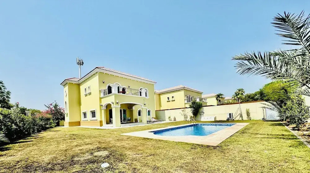 Venduras - 3BR Villa in Jumeirah Park