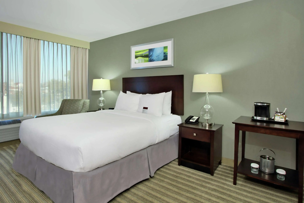 Doubletree by Hilton Newark