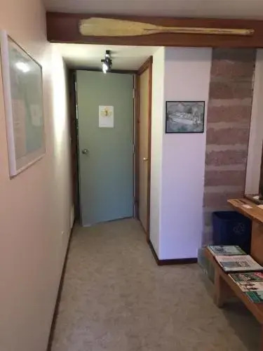 Wild Edge Lodge