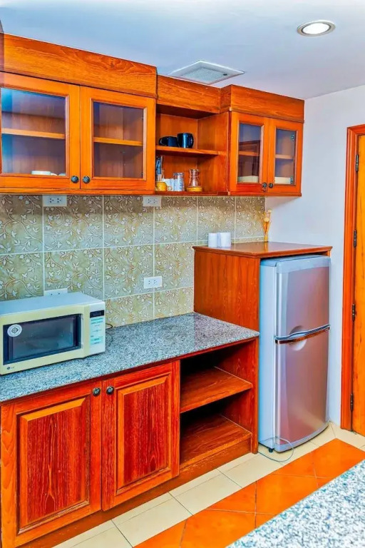 Jolly's Guesthouse