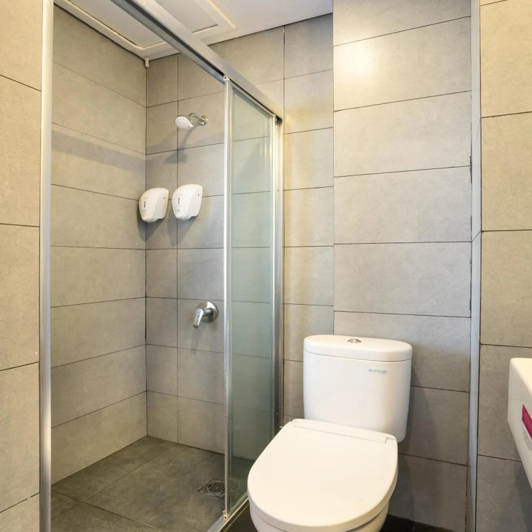Maple Hotel Grogol