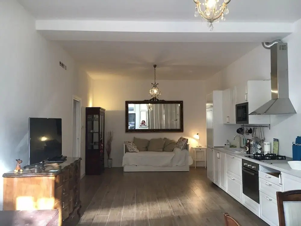 Elegant Flat 15 min From the Center of Milan