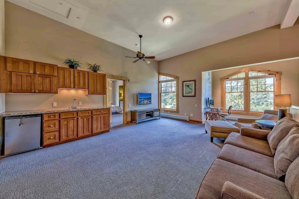 R214 Timber Ridge