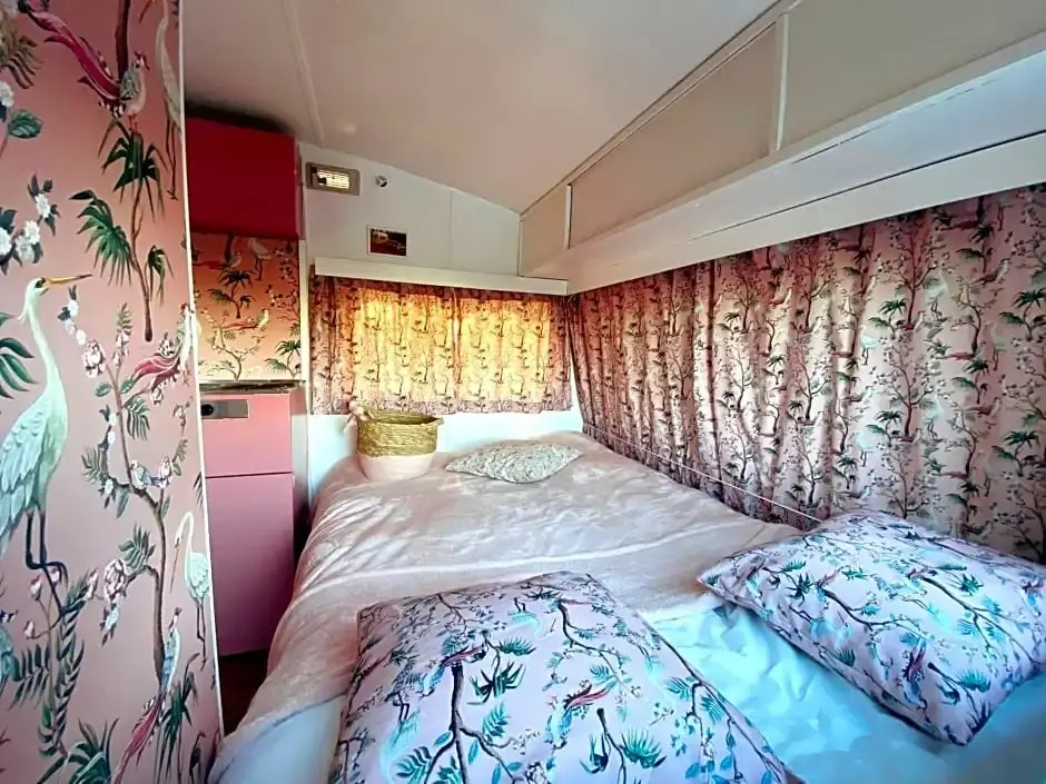 Het Caravannetje B&B - retro glamping