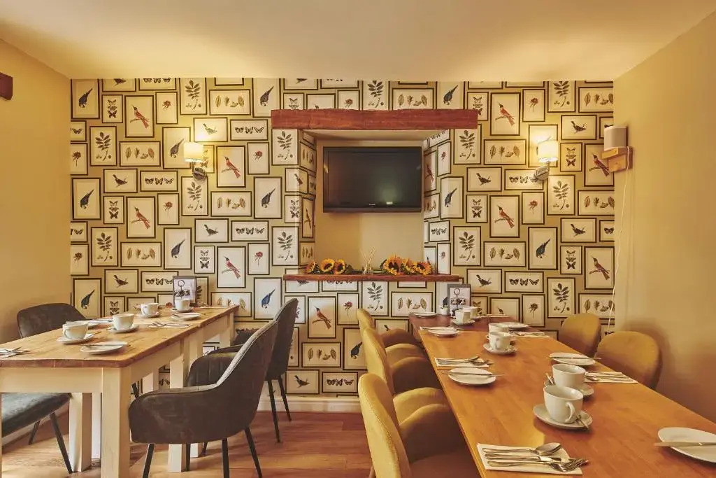 The Lansdowne Boutique Rooms with Breakfast