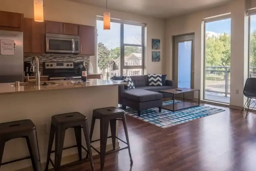 Spectacular 2 Bedroom Apartment