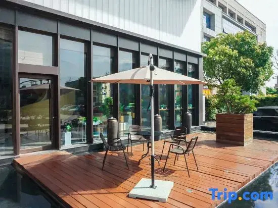 MEHOOD LESTIE Hotel (Yancheng North Station Aegean Shopping Park)