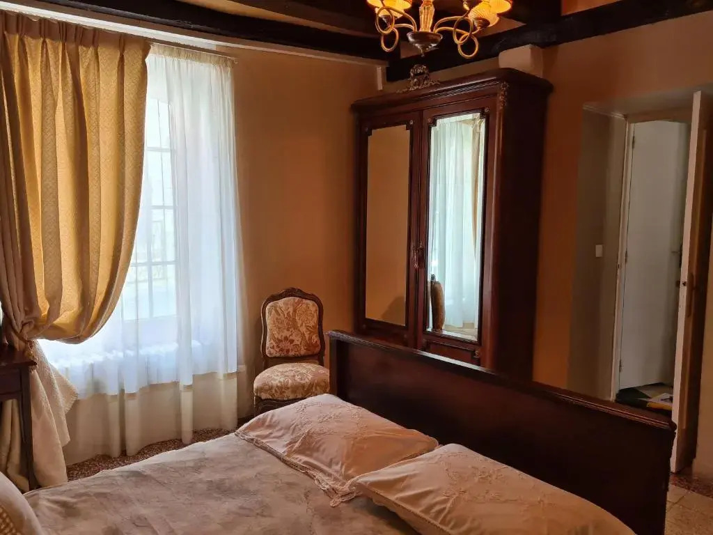 Gîte spacieux au cœur du Val de Loire, entre Orléans et Blois, avec jardin, cour fermée et BBQ ! - FR-1-590-106