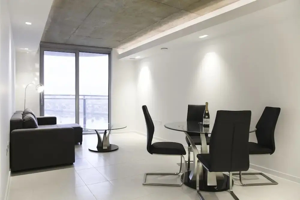 Klaro Apartments London Excel