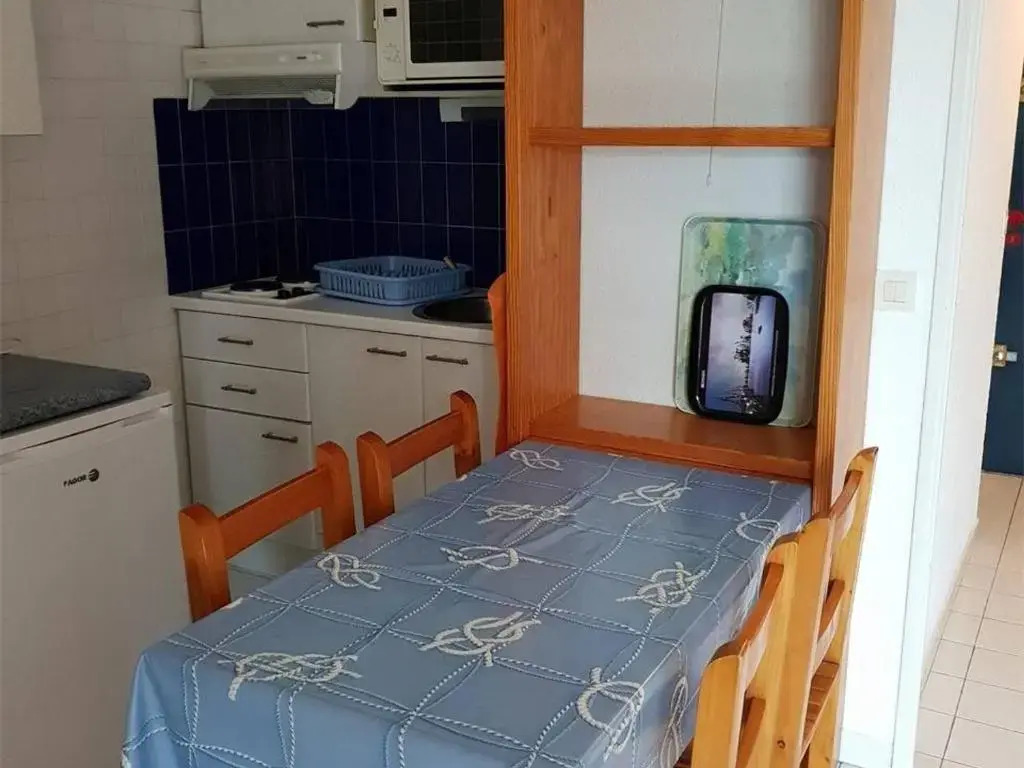 Appartement Argelès-sur-Mer, 2 pièces, 6 personnes - FR-1-388-19