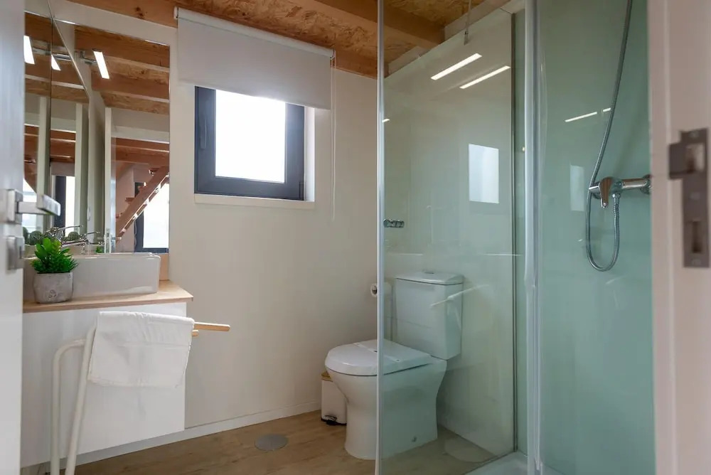 Mezzanine Stylish Apartment U by Vacationy