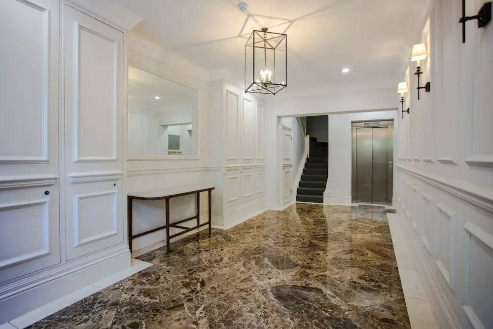 Exquisite Cadogan Square Knightsbridge Apartment