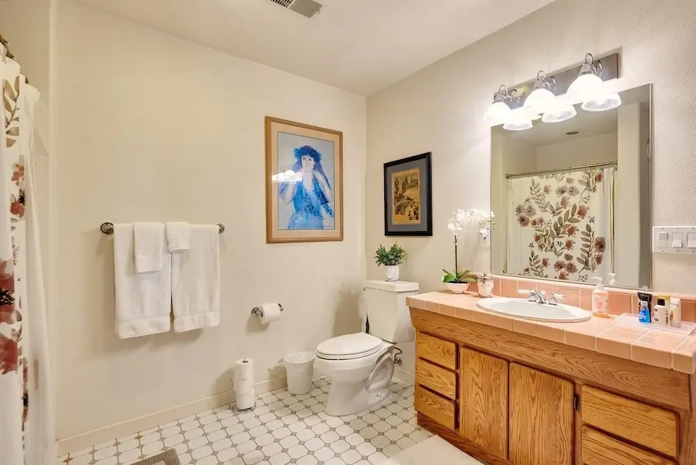 Scenic Bay View Sublime In East San Jose! 2 Bedroom Home