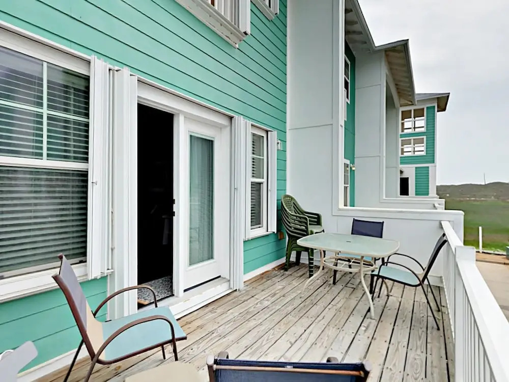 7 Meridian Condos 3 Bedrooms 2.5 Bathrooms Condo