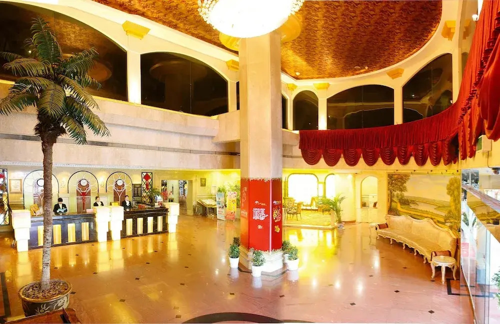 Hangzhou Qiandaohu Waigaoqiao Hotel