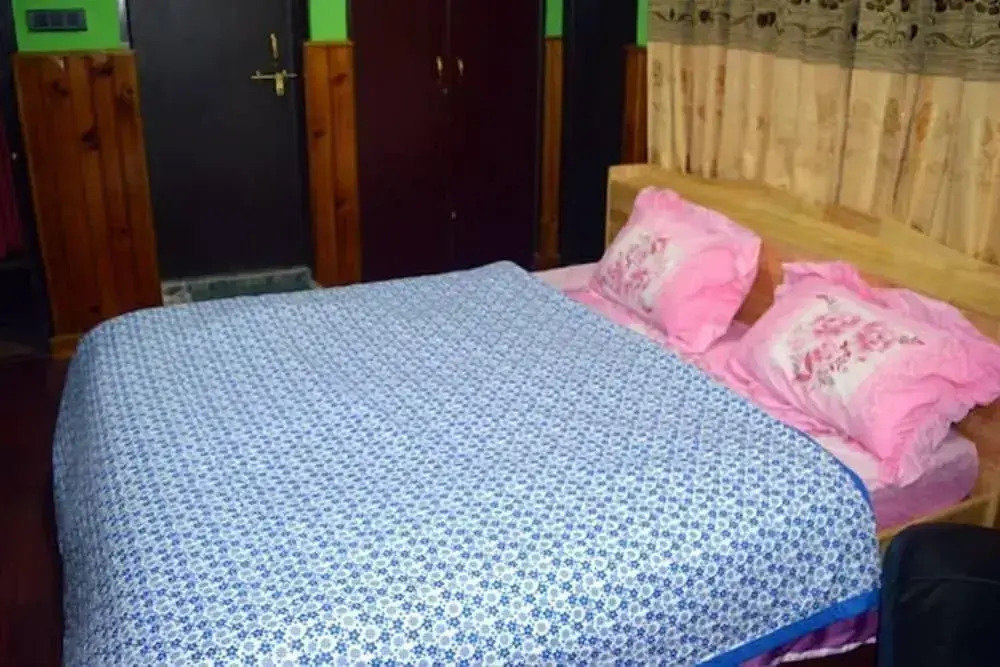 Riverside Duplex Guest House