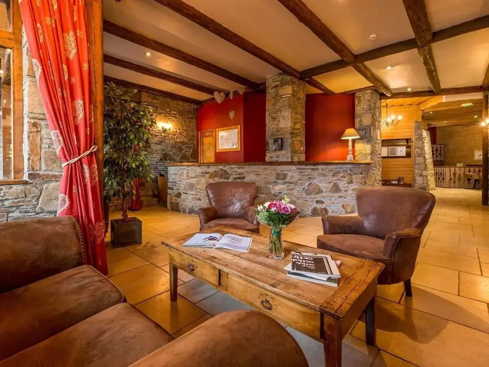 Nice Apartment Near The Slopes And Center Of Val Thorens