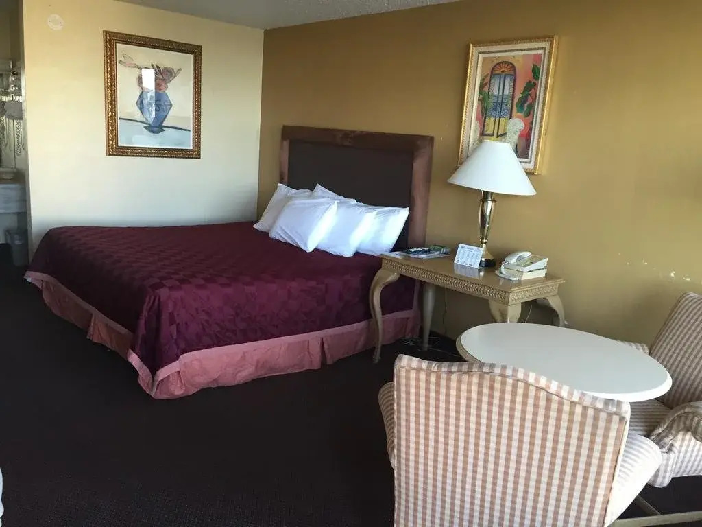 Ambassador Inn