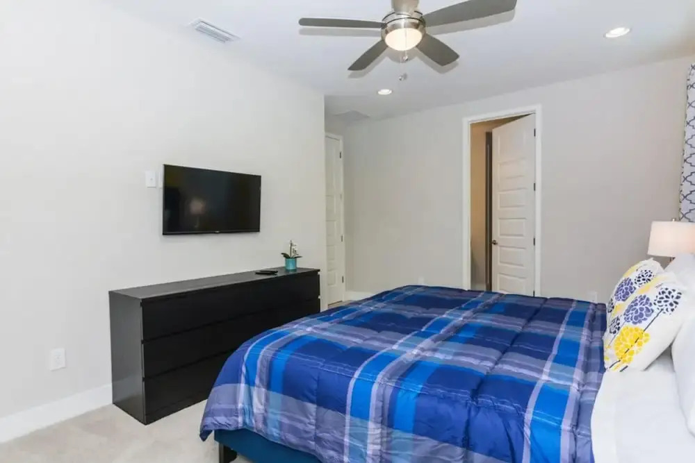 Amazing Home 6 Bedrooms with 6 Suites and private pool at Encore EC7483