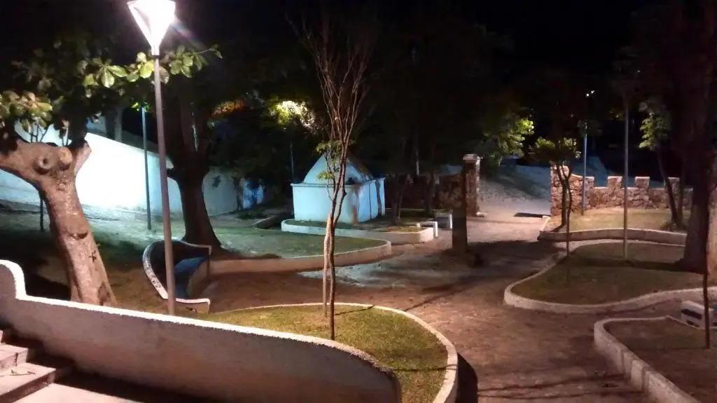 Prainha Lindo Apto com 02 quartos e 02 vagas de garagem
