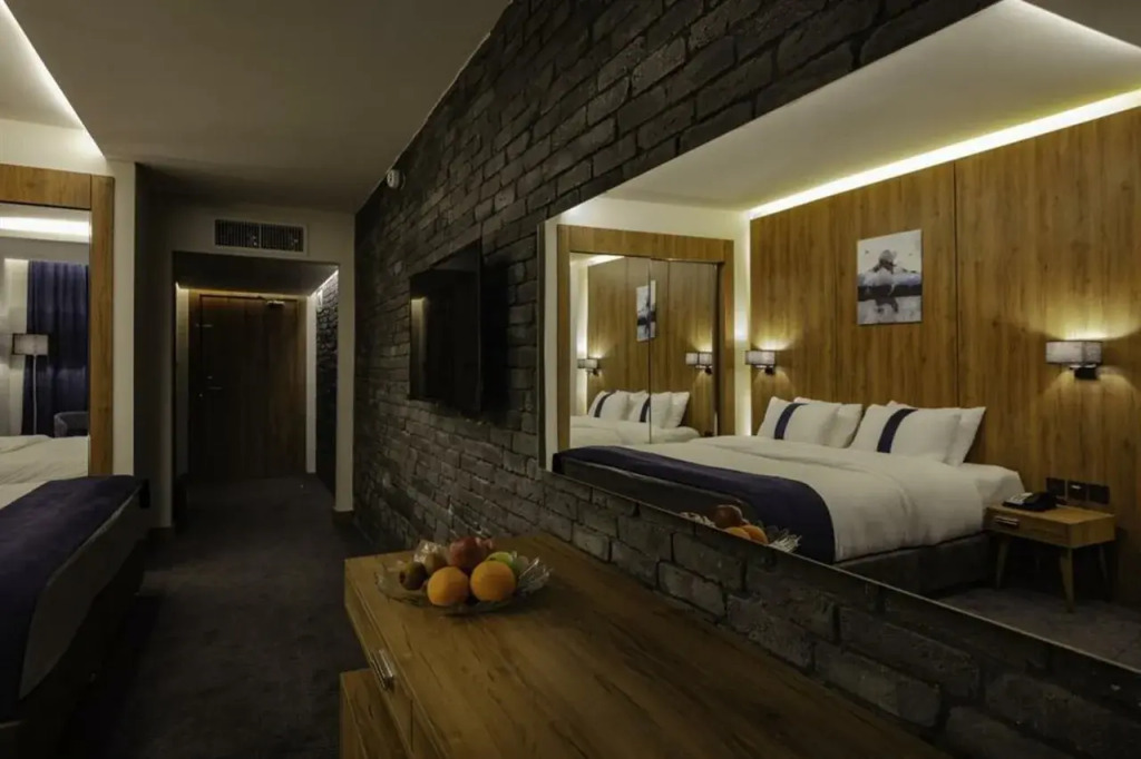 Monarch Hotel Amman