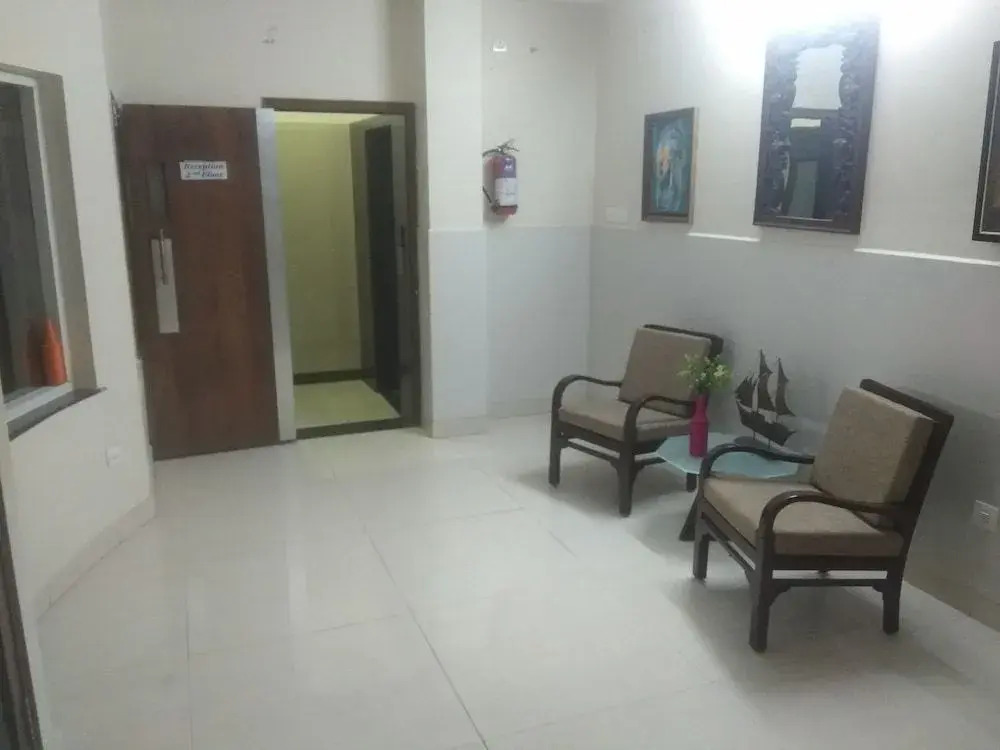 Jk Rooms 141 Peanut Nr Central Mall