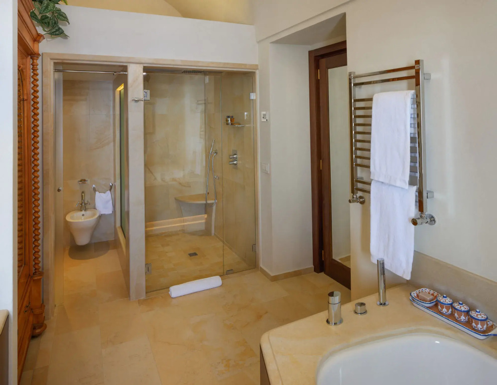 Monastero Santa Rosa Hotel & Spa
