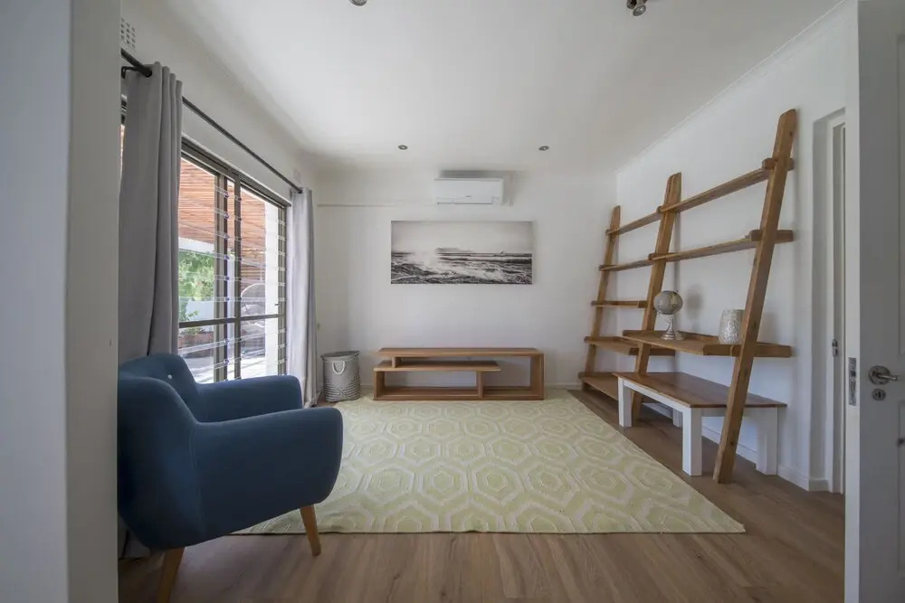 Three-bedroom-holiday-home! Living Area With Open-plan Kitchen. Big Veranda!