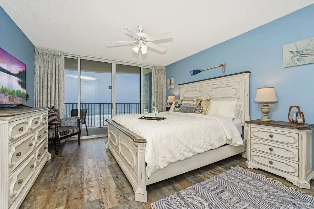 Long Beach 4- 402 - 1931168
