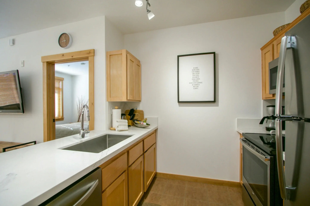 Sunstone #109 Condo