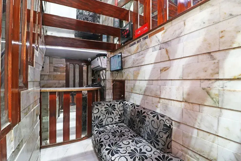 OYO 35806 Hotel Himgiri