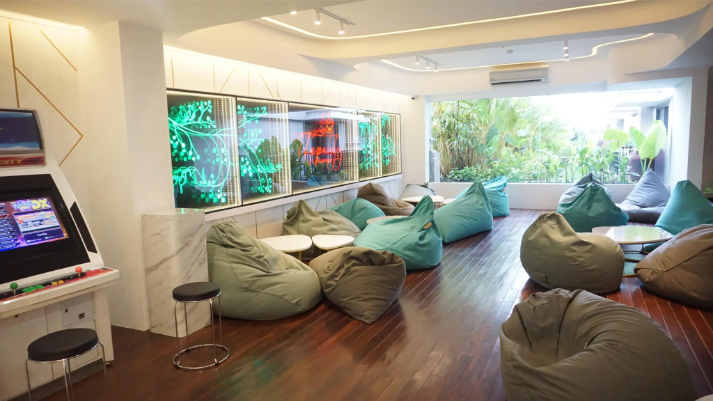 Отель The Nest Hotel Nusa Dua
