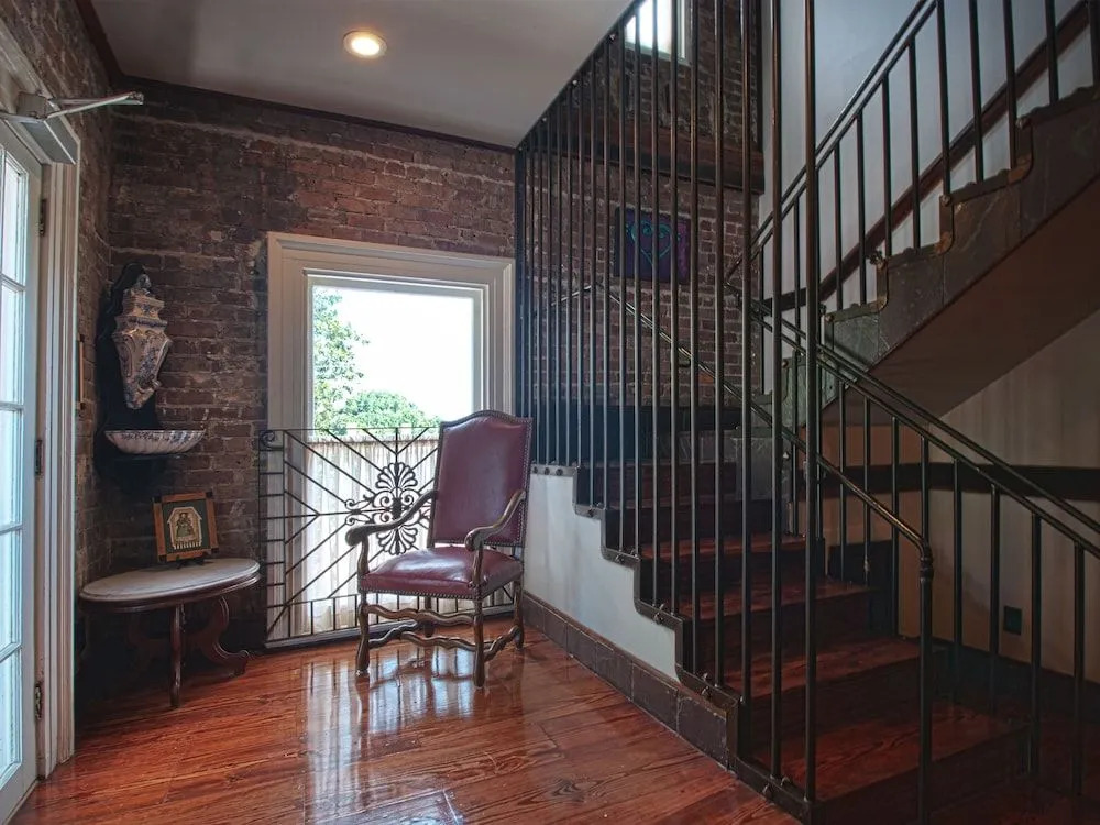 Inn at the Old Jail