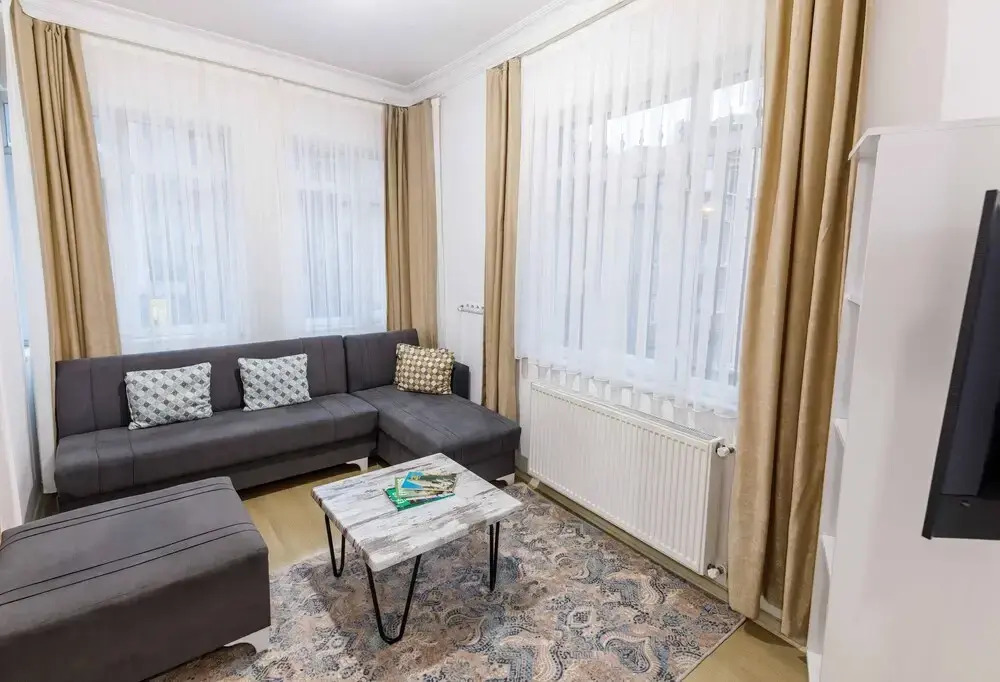 Aram s Residence