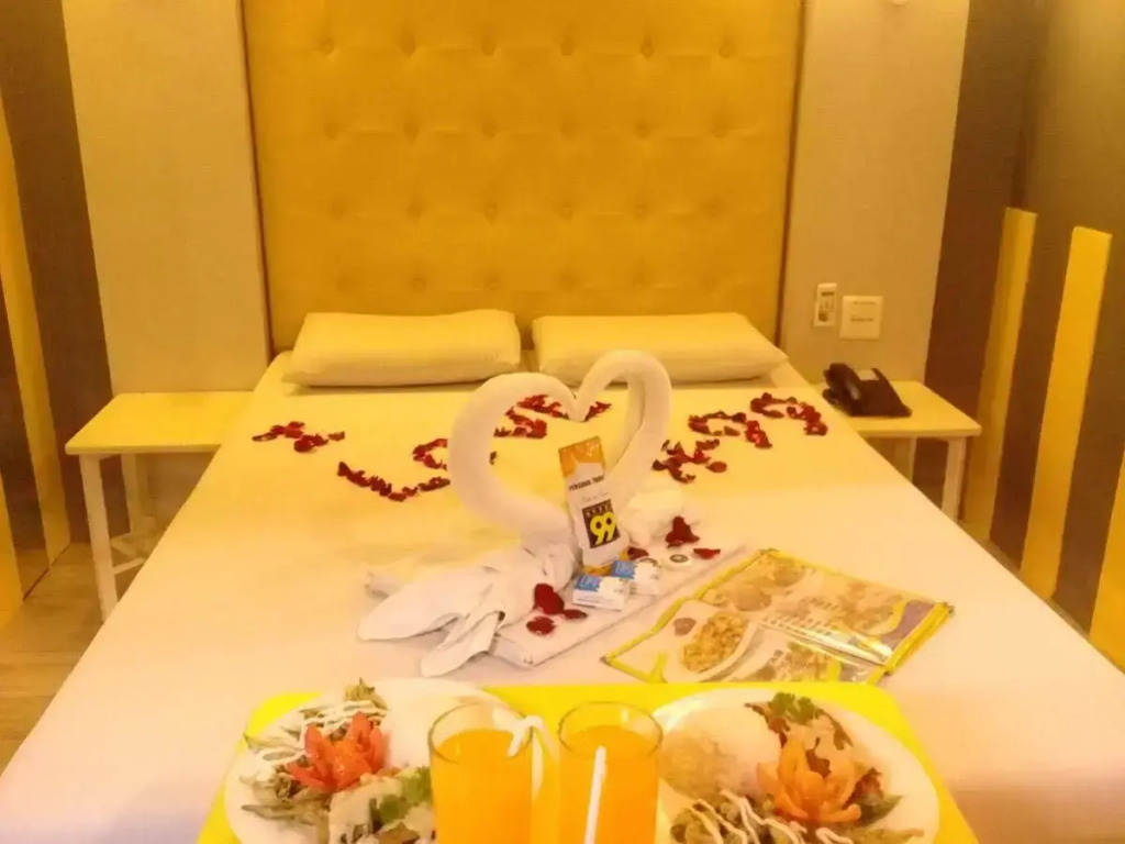 Hotel 99 Monumento