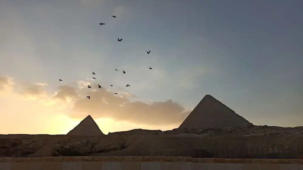 Bedouin Pyramids Motel