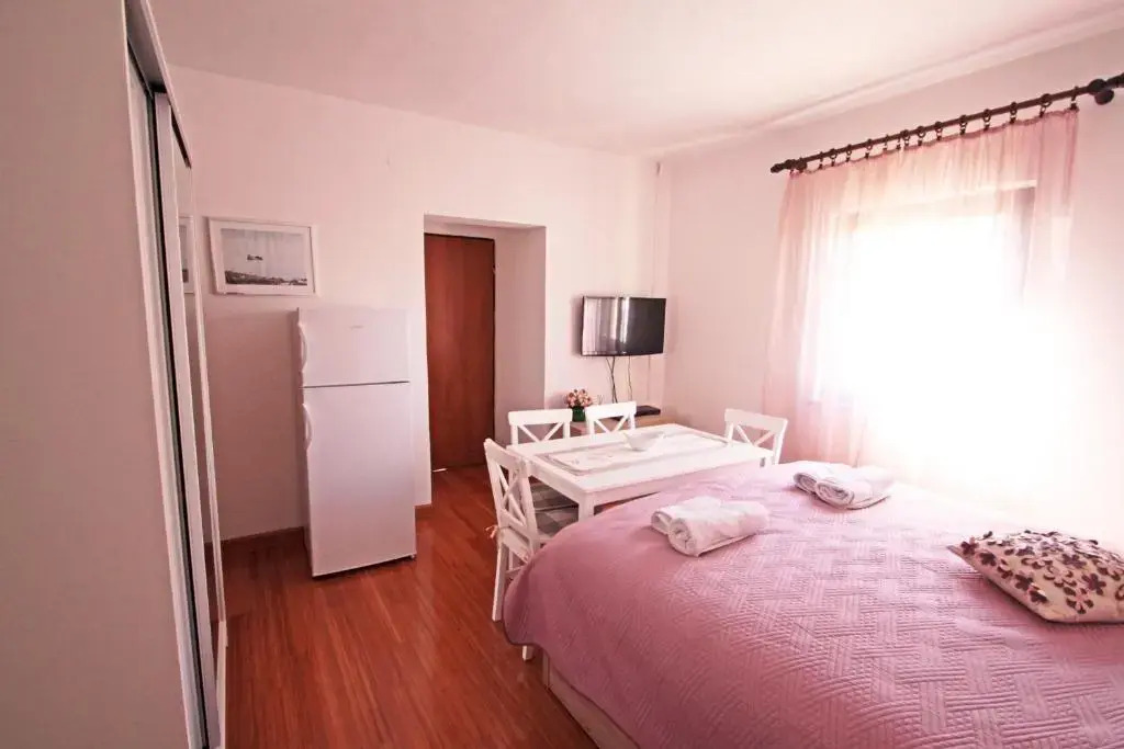 Apartments Kondrić