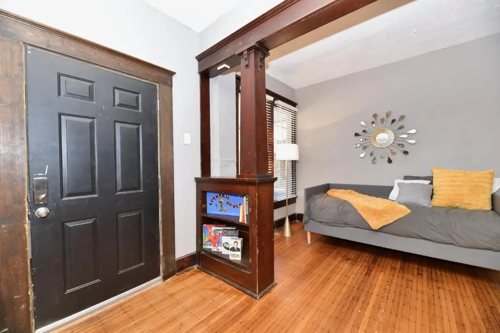 2 houses in 1 heart of Fountain Square DT Indy