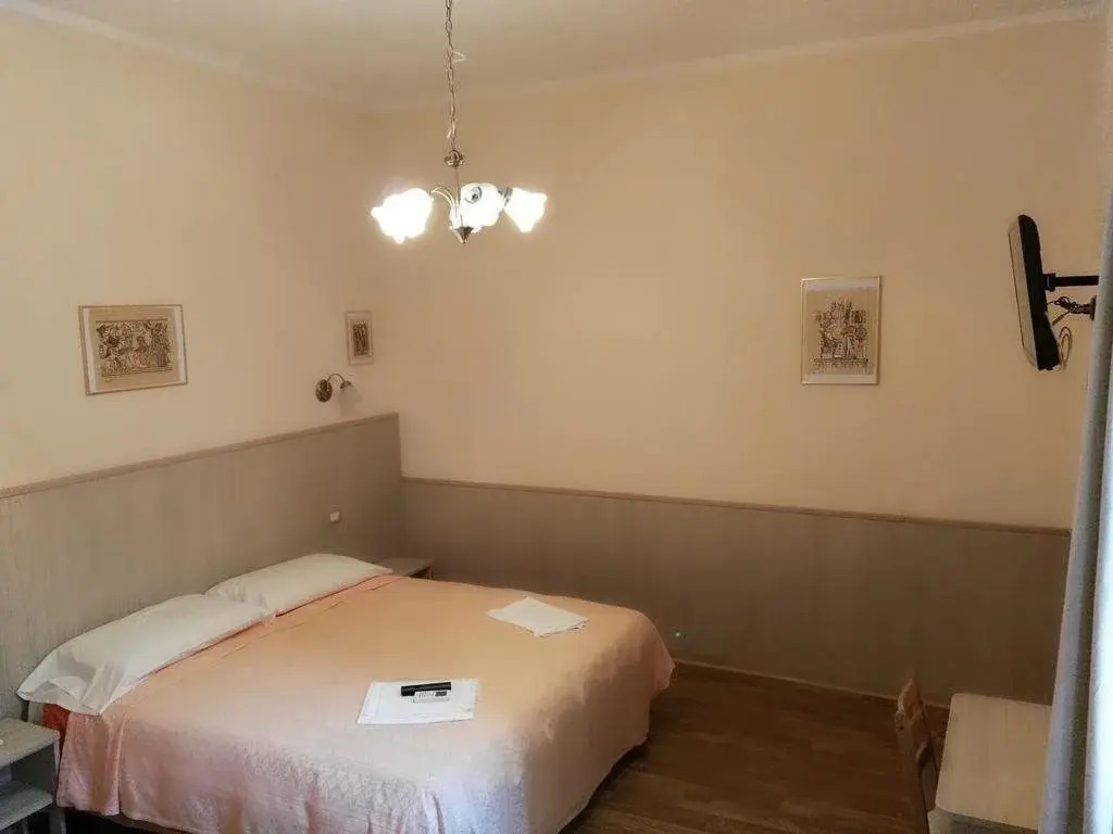 Hotel Megan