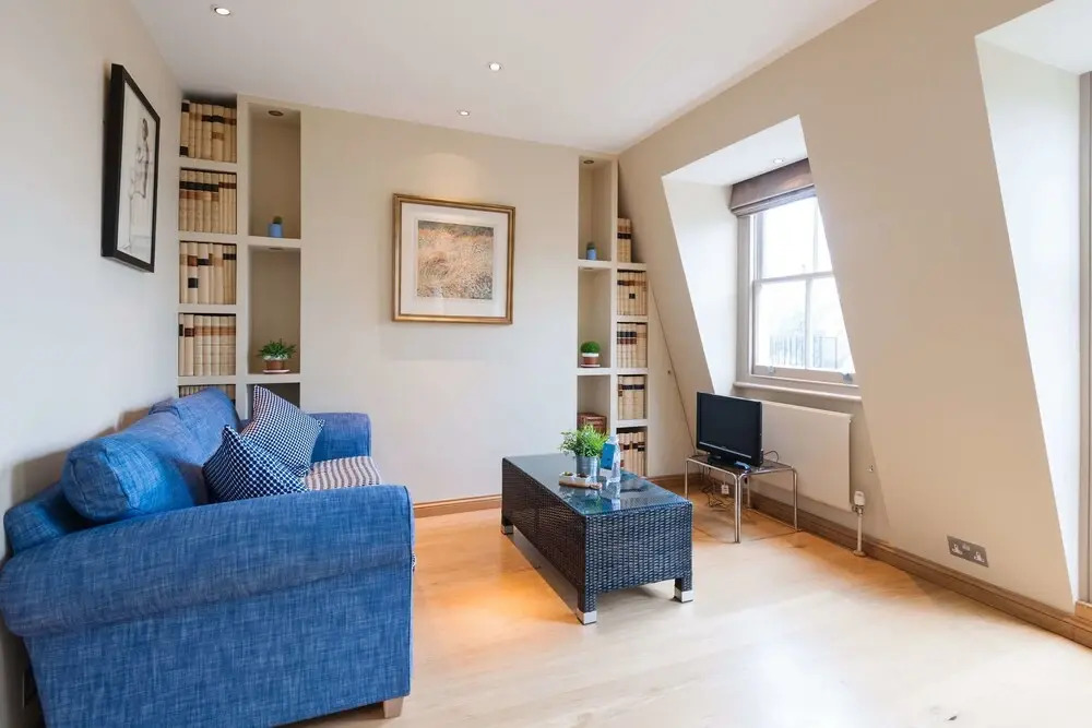 The Kempsford Gardens Nest - AG01