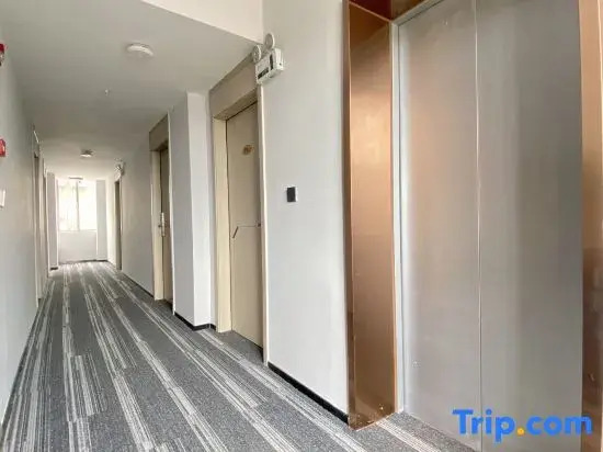 Star Glory Exports Hotel