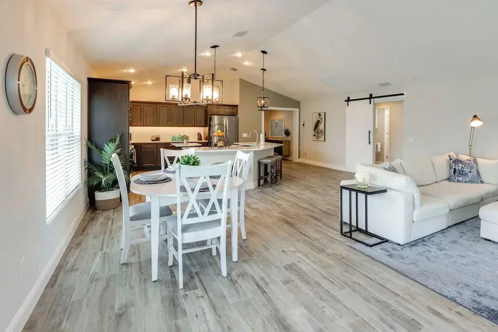 Golf Cart & Home Office: The Villages Retreat!