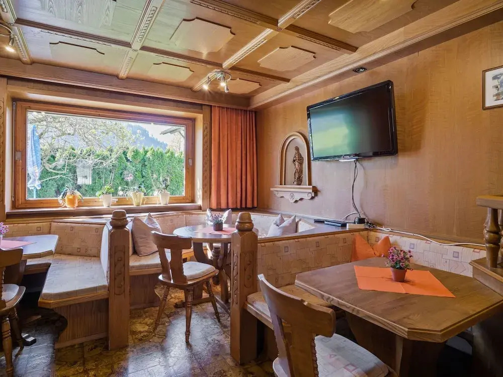 Vibrant Apartment Near Ski Area in Zell am Ziller
