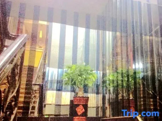 Shanghai Qianlong Hotel