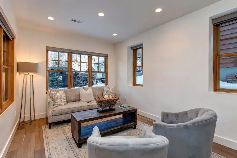Old Town Masterpiece 6 Bedroom Home by RedAwning