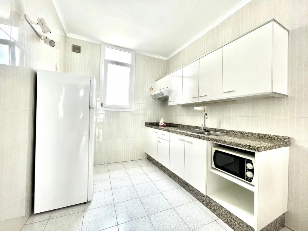 Bonito apartamento de 2 domitorios frente al mar