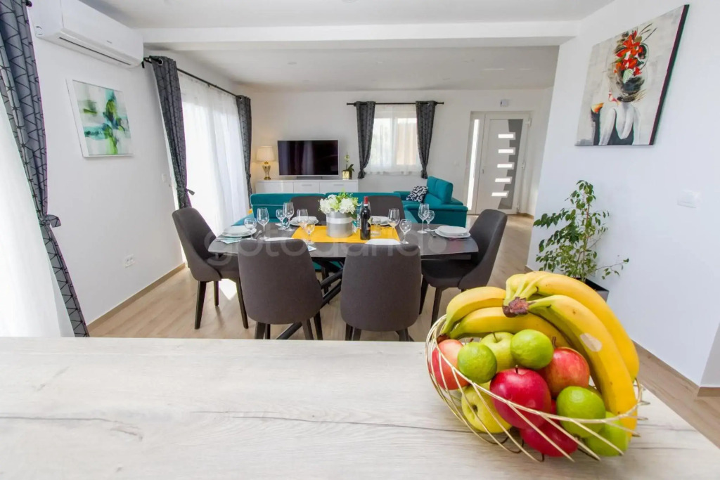 Penthouse With Panoramic View Ally