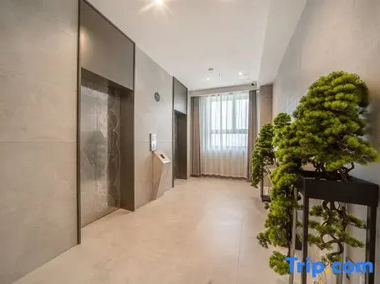 Licheng Huasheng International Hotel (Hotan Railway Station Branch)
