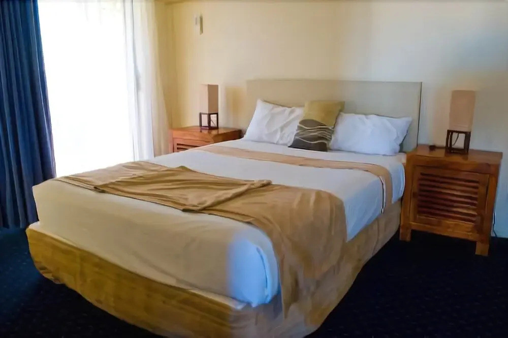 Ocean Breeze 3BR Apartment