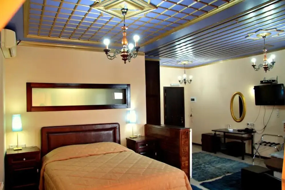 Hotel Taxiarches